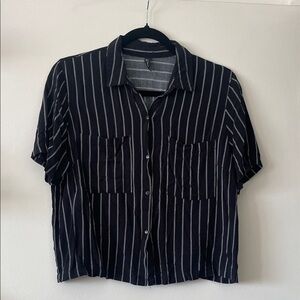 Blue Steel|Black and White Striped CroppedButton Down Shirt Boxy|Large|EUC
